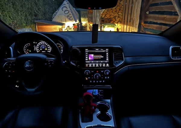 Jeep Grand Cherokee cena 169000 przebieg: 47000, rok produkcji 2019 z Warszawa małe 277